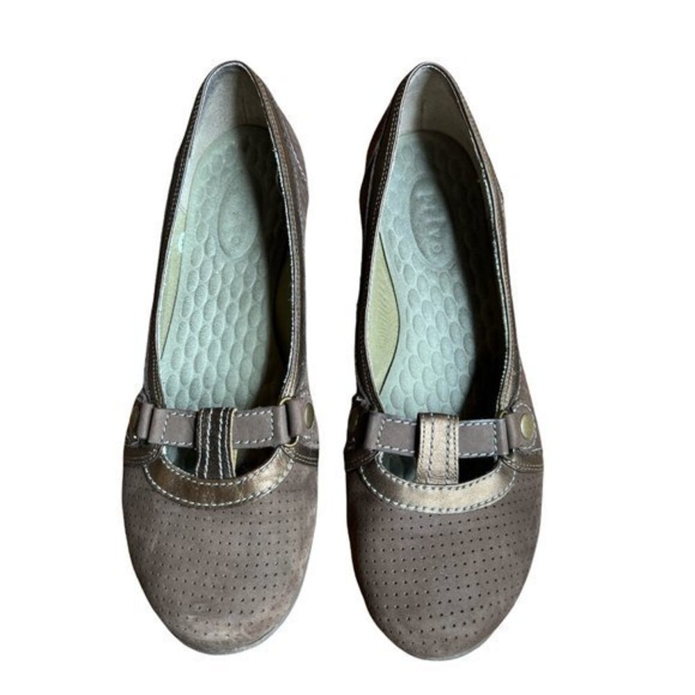 Privo Brown leather uppers Flats size 9